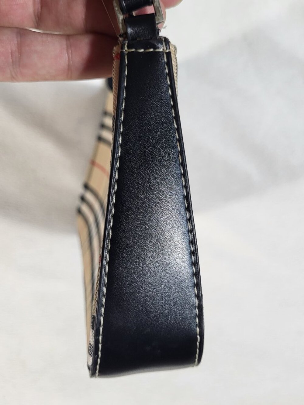 VINTAGE BURBERRY NOVA CHECK SHOULDER MINI BAG - Picture 8 of 16